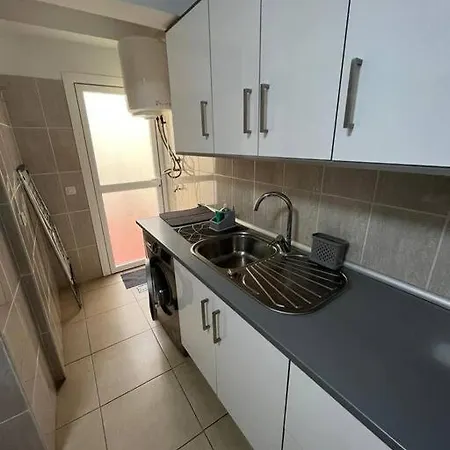Piso Familiar 2 Dorm. Cocina شقة